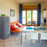Апартаменти Villaggio Nautilus-1 By Interhome Бібіоне